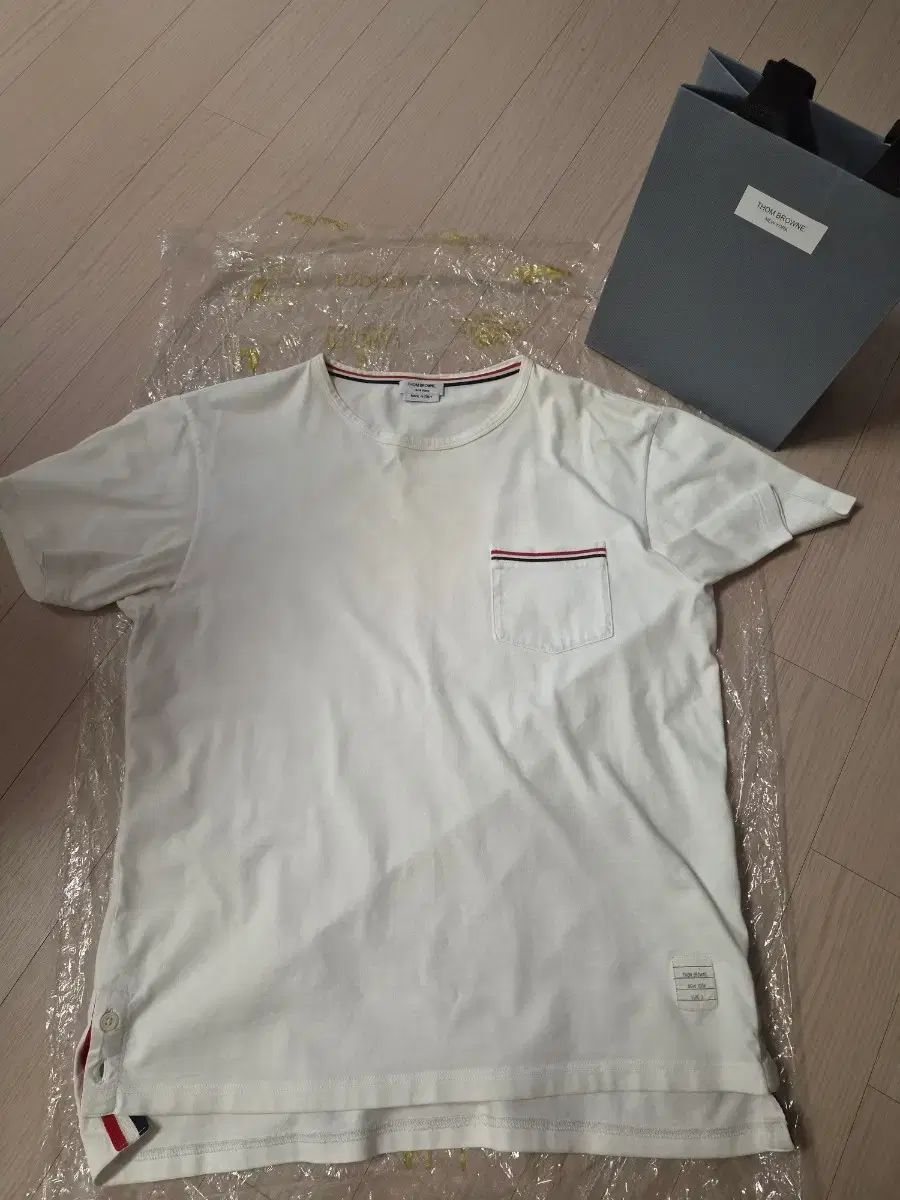 トム・ブラウン 白 半袖 Tシャツ