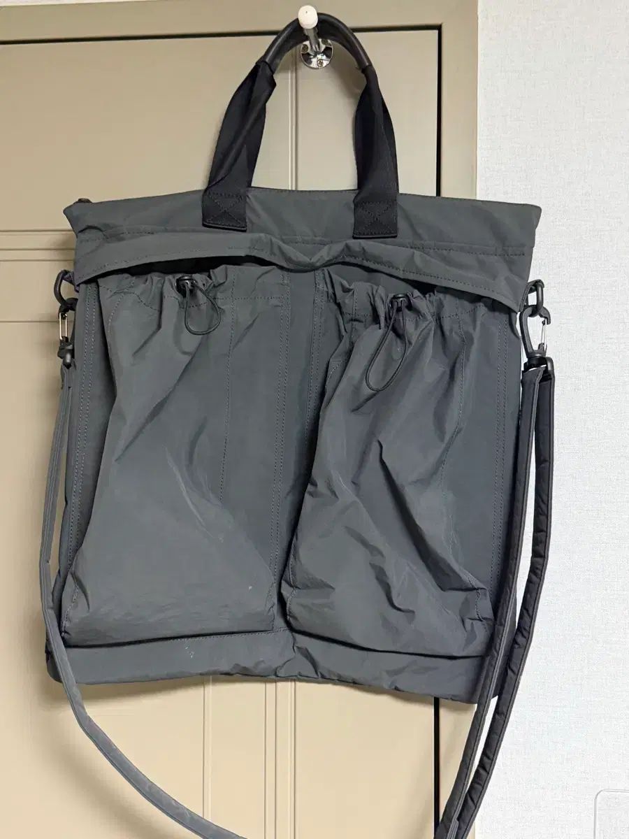 MAZI UNTITLED ヘルメットバッグ グレー