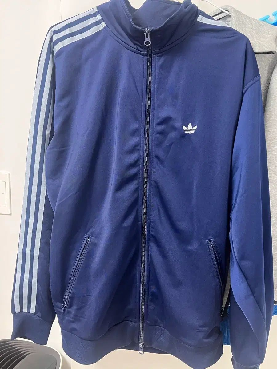 アディダス BECKENBAUER(ベッケンバウアー) ネイビー シルバー ジャージ