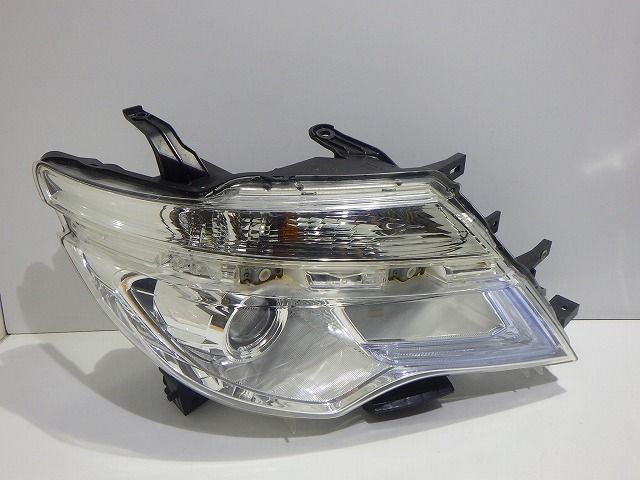 セレナ ヘッドライト左右 LED HC26 NC26 後期 100-23683 Y 26010/26060