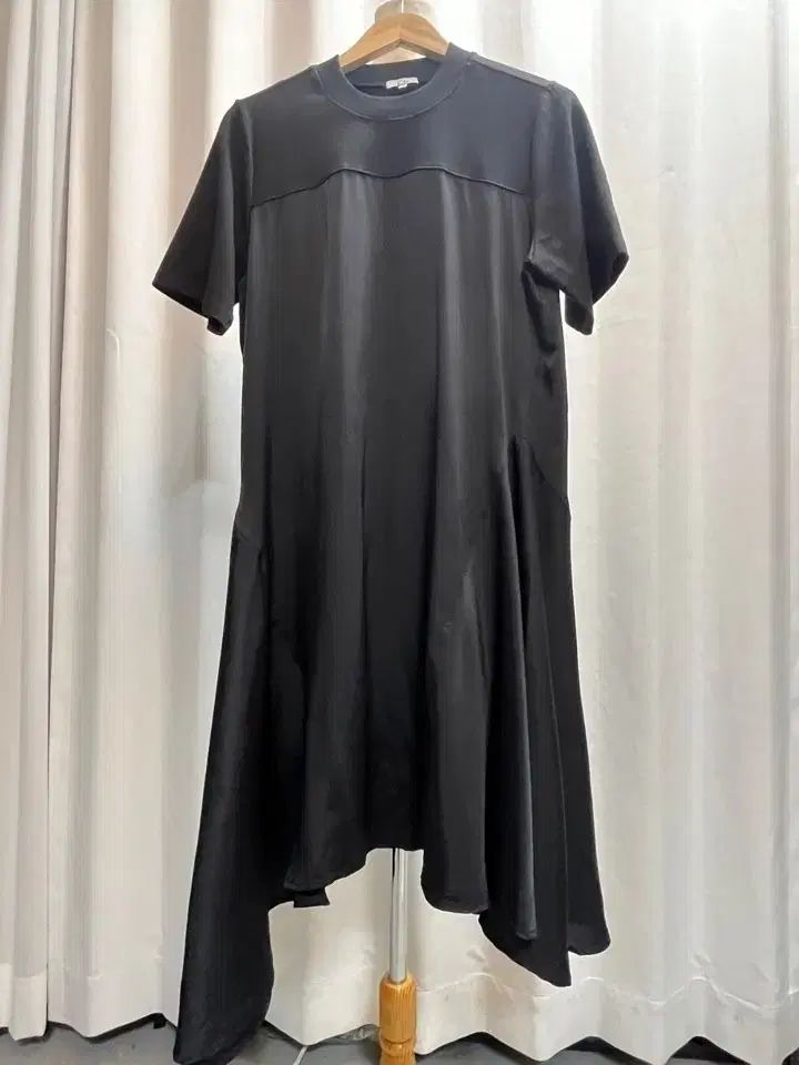 ハンサム CLU ブラック アシメトリー ロング丈ワンピース XS