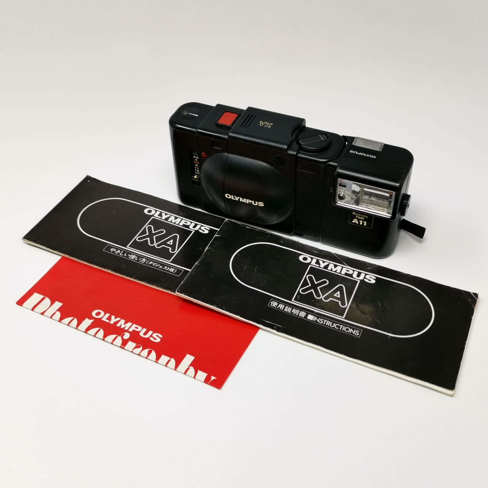 OLYMPUS XA A11 フィルムカメラ フィルムないため動作未確認 ケース付 ベタあり 中古品 管理番号 KKVNMKO1015