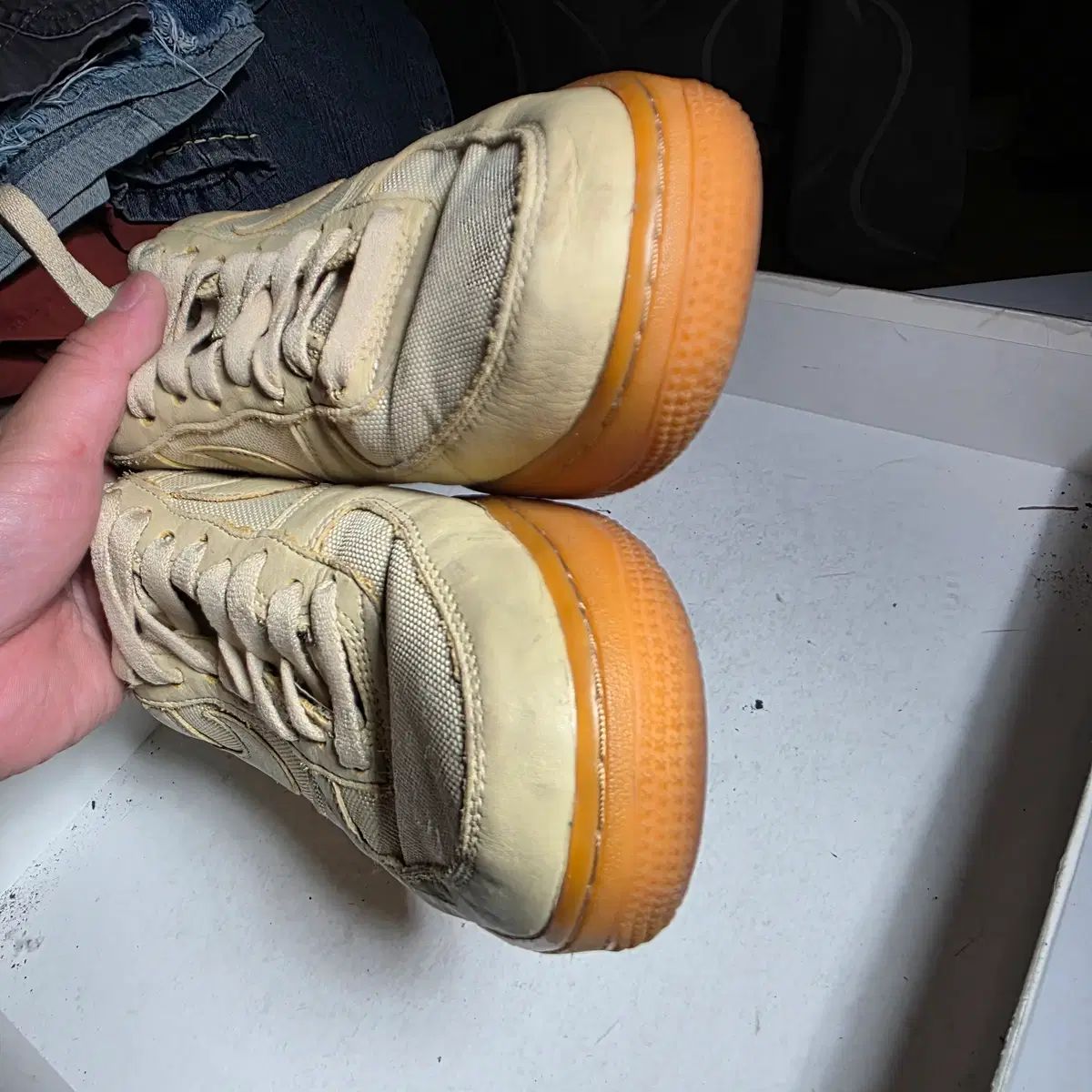 153 NIKE エアフォース 1 ロー GORE-TEX チーム GOLD 260mm - メルカリ