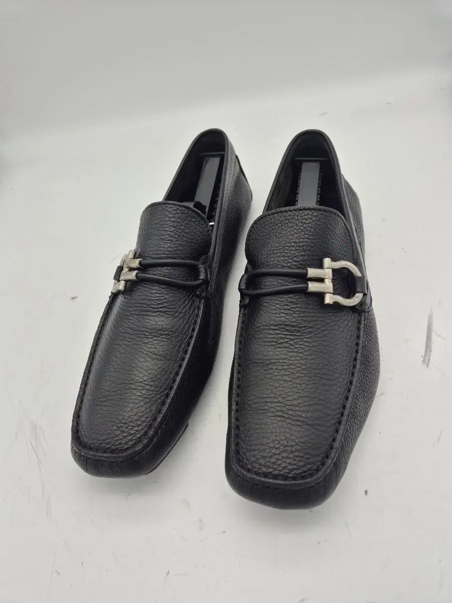 FERRAGAMO フェラガモ ローファー ブラック メンズ