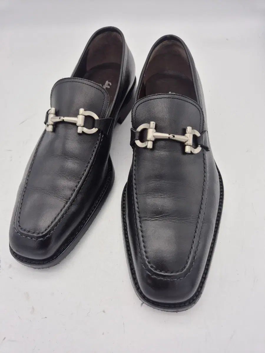 FERRAGAMO フェラガモ ローファー ブラック メンズ