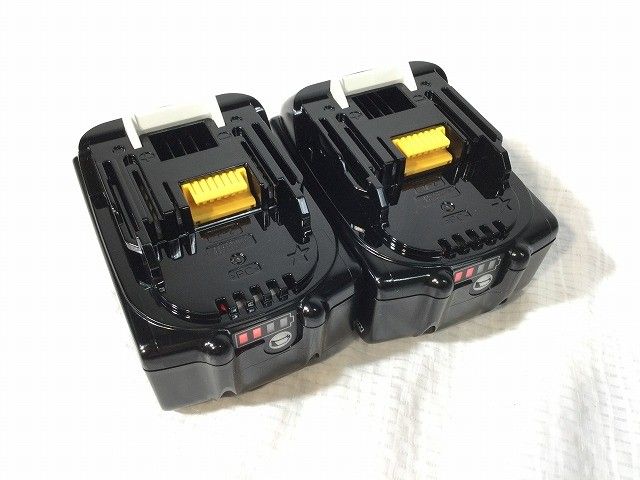 ☆未使用品☆makita マキタ 18V 充電式ディスクグラインダー GA412DRGX バッテリー2個(18V6.0Ah)充電器+ケース129640 ☆未使用品☆makita マキタ 18V 充電式ディスクグラインダー GA412DRGX