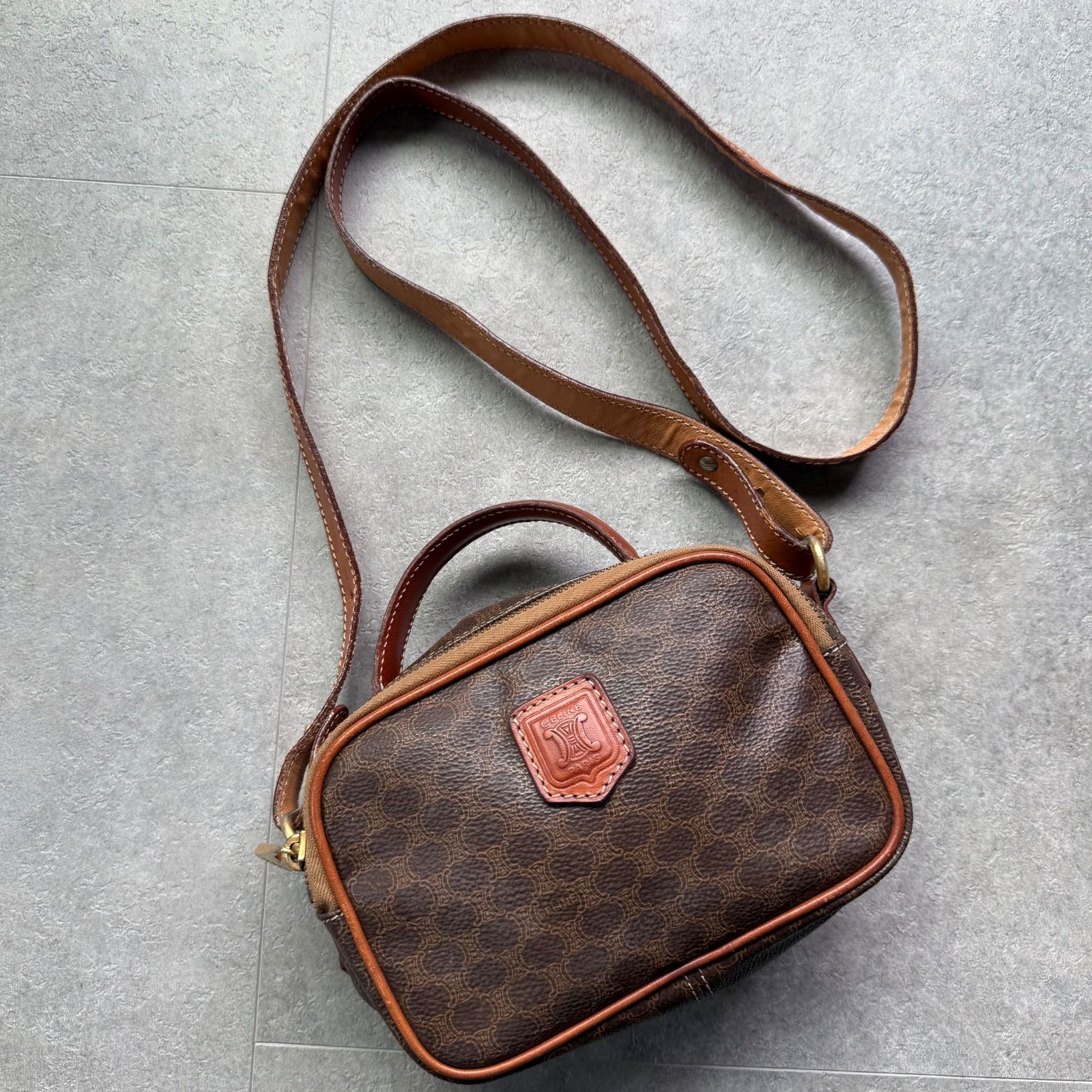 美品 CELINE セリーヌ マカダム 2way ミニショルダーバック カメラ 