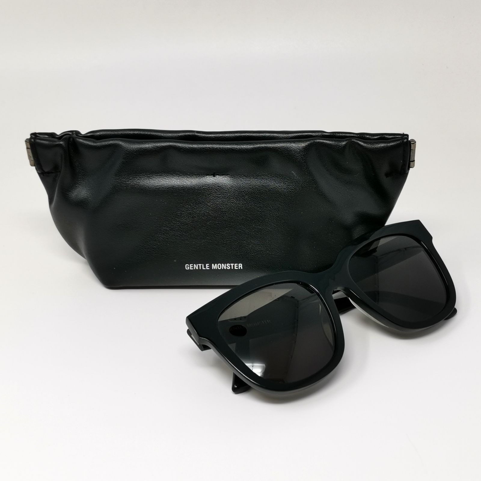 GENTLE MONSTER Salt サングラス ブラック 度なし ケース付 中古美品 管理番号 KKVUKO1405