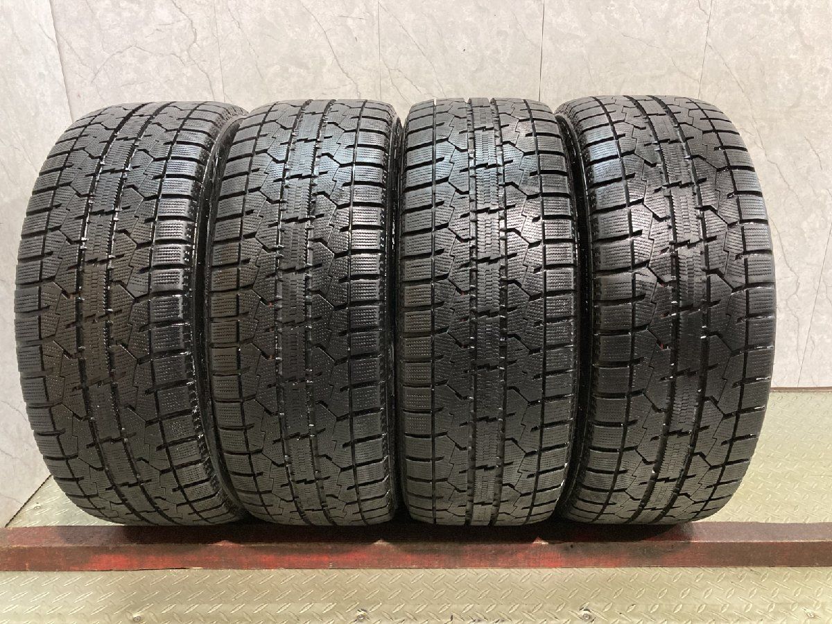 TOYO OBSERVE GIZ 225/45R18 18インチ スタッドレス 4本 バリ溝 クラウンアスリート ジューク レヴォーグ マークX等　(MTW462)