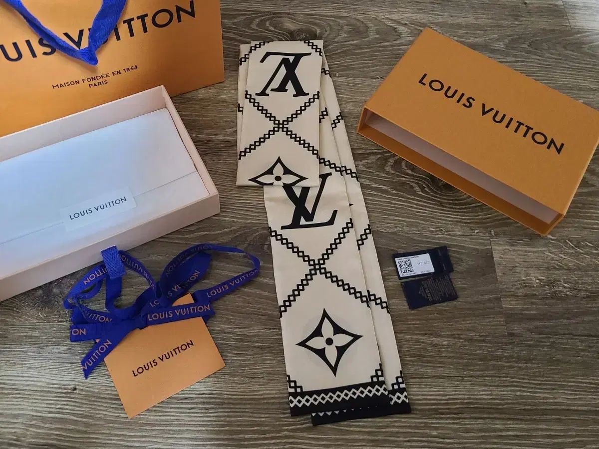 新商品級) Louis Vuitton ルイヴィトン バンド スカーフ コンフィ