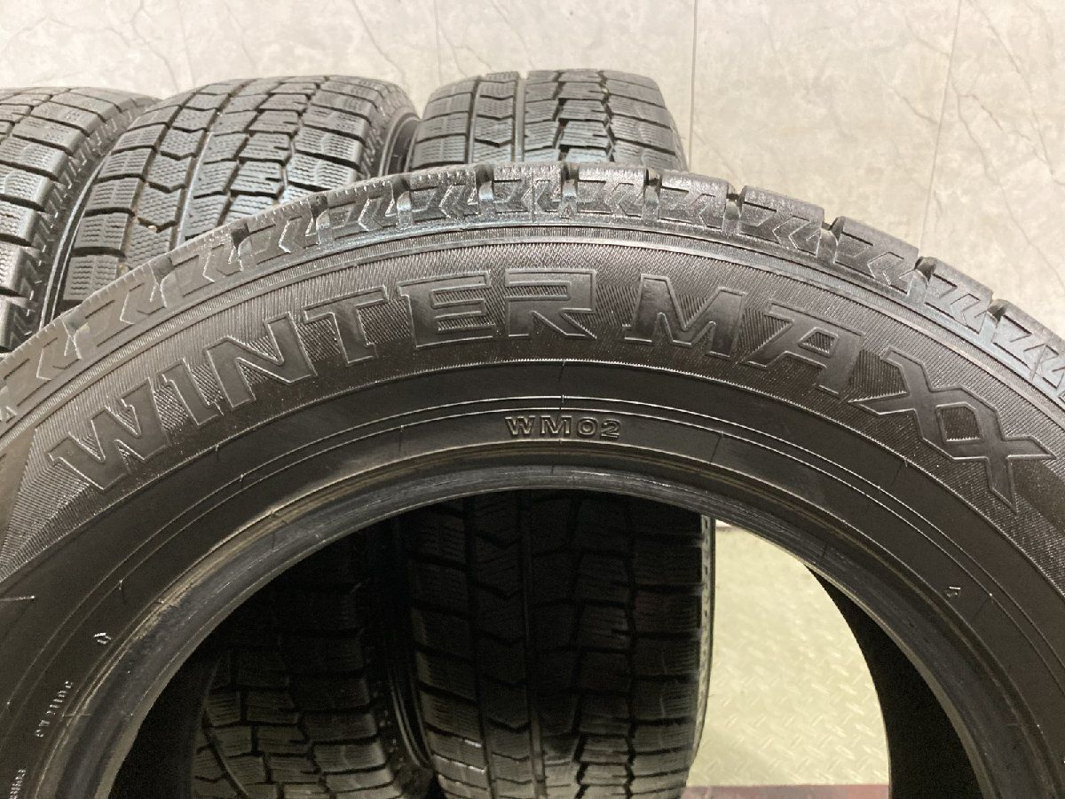 DUNLOP WINTER MAXX WM02 215/65R16 16インチ スタッドレス 4本 22年製 バリ溝 アルファード ヴェルファイア エルグランド等　(KTP099)