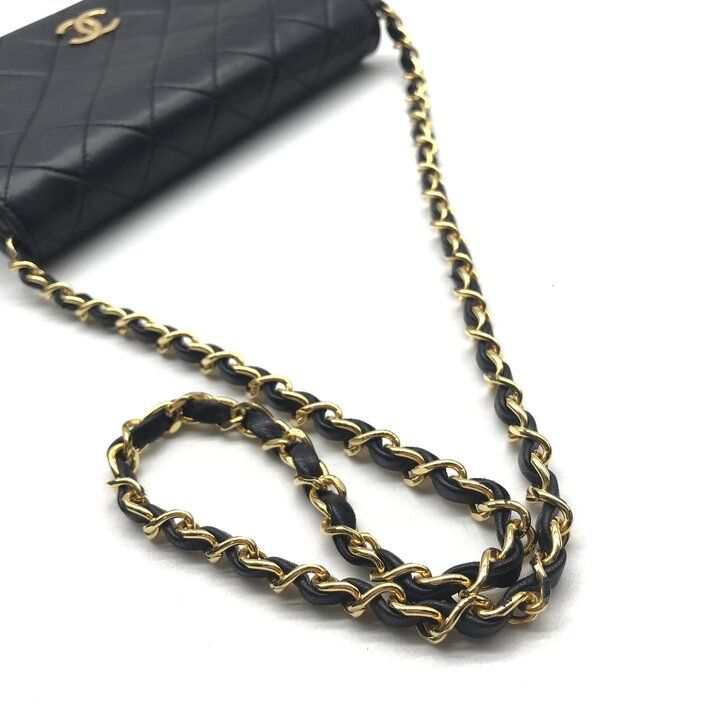 良品 CHANEL シャネル ココマーク ミニマトラッセ ラムスキン チェーン