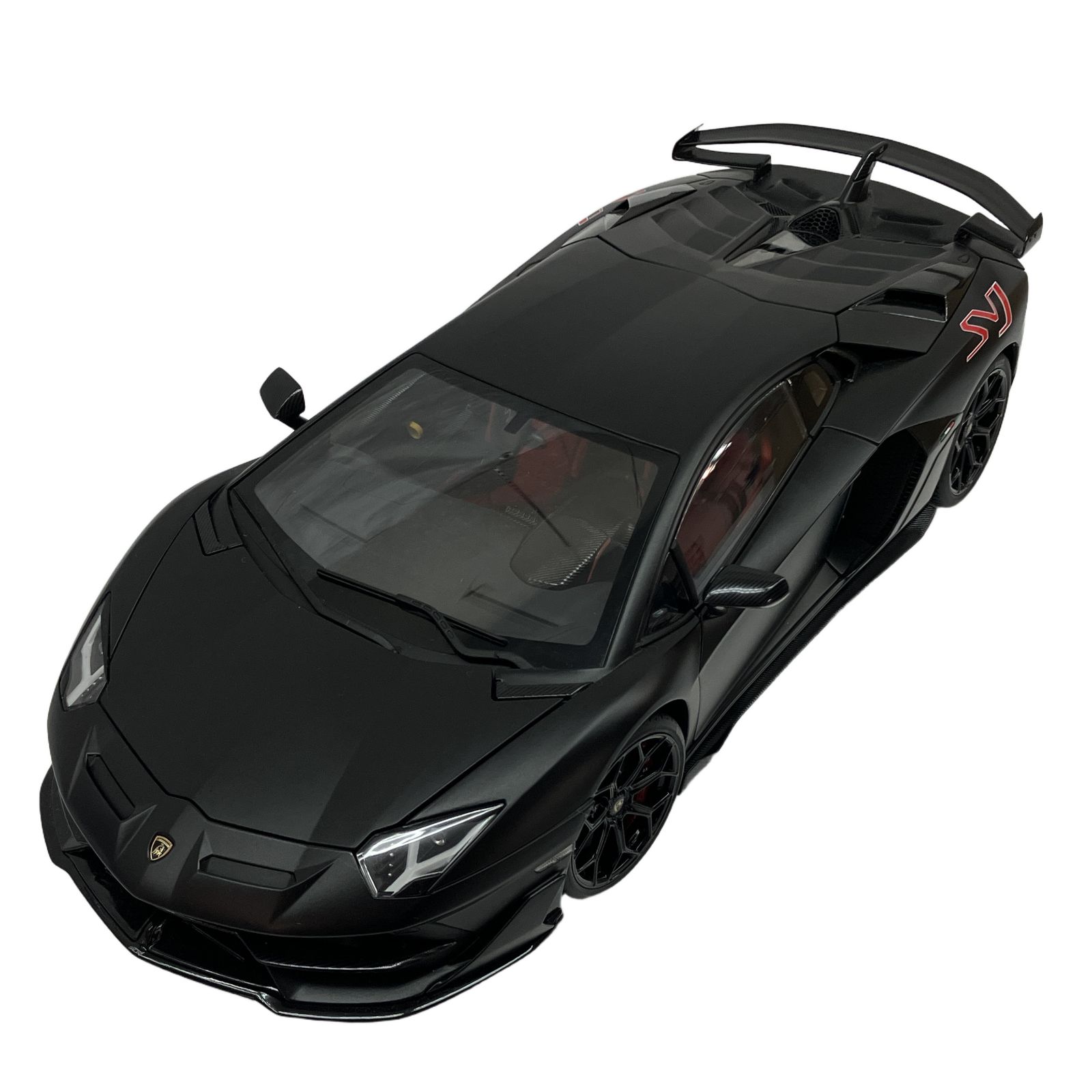 AUTOart 79219 LAMBORGHINI AVENTADOR SVJ 1/18スケール アヴェンタドール ミニカー オートアート 中古 C11299212