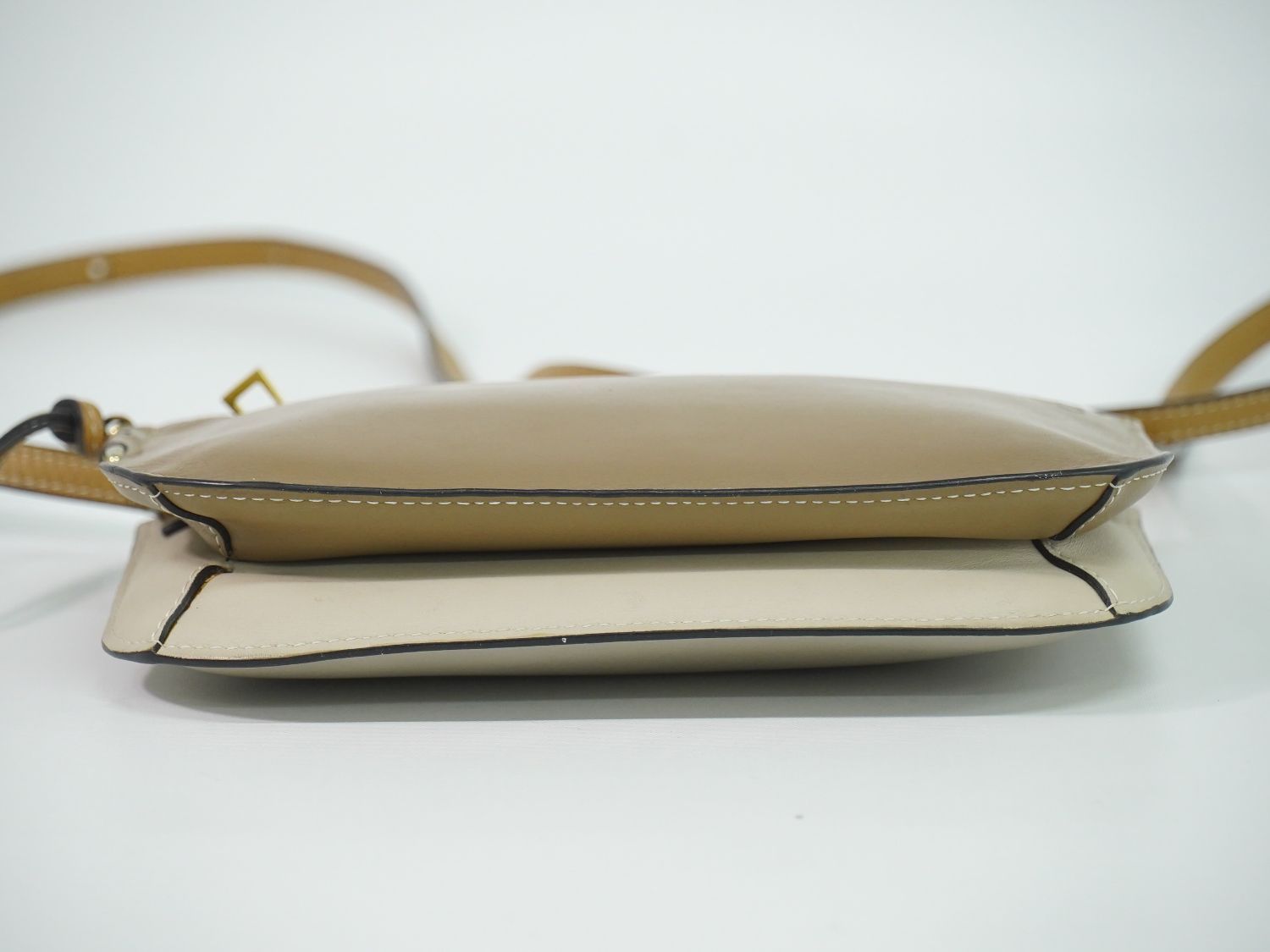 本物 ロエベ LOEWE ゲートダブルジップポーチ アナグラム ショルダー
