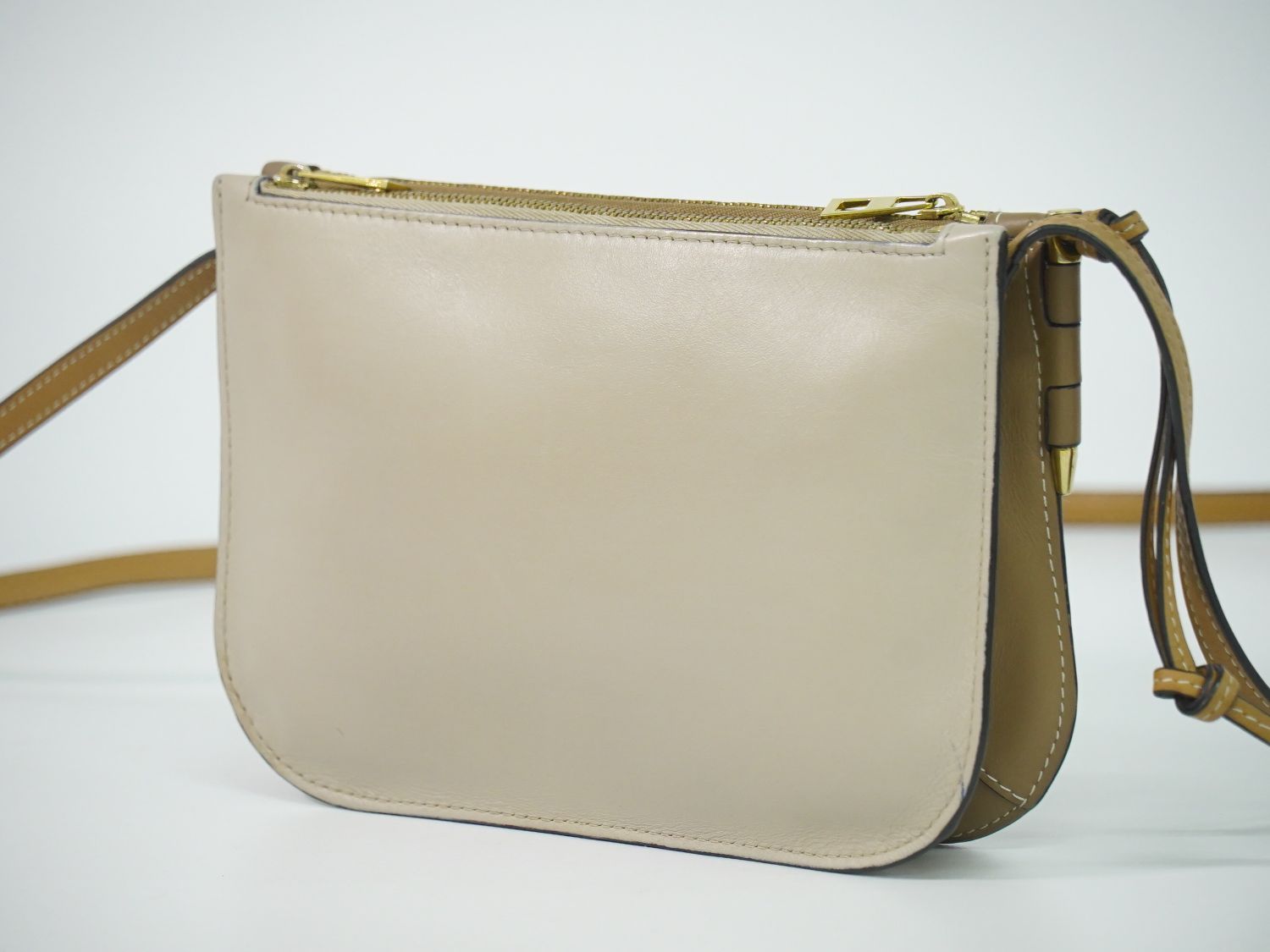 本物 ロエベ LOEWE ゲートダブルジップポーチ アナグラム ショルダー