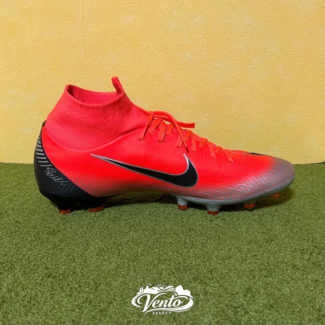 新品】NIKE ナイキ サッカースパイク マーキュリアル スーパーフライ 6