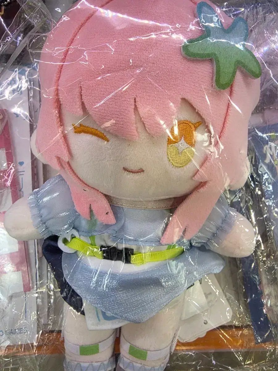 明朝 MINISO エイメス ぬいぐるみ