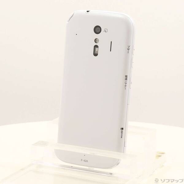 中古】らくらくスマートフォン F-42A 32GB ホワイト docomoSIMフリー