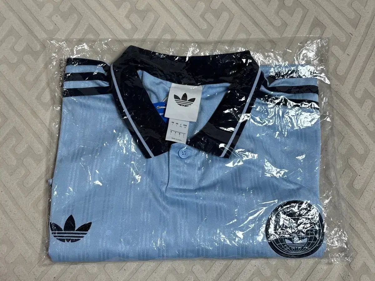 オアジス adidas ジャカード ジャージ スカイブルー オアジス adidas ジャカード ジャージ スカイ カラー