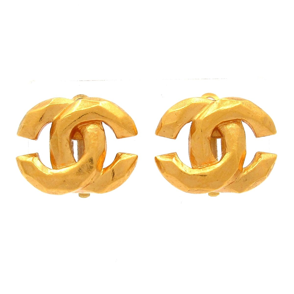 CHANEL(シャネル) イヤリング ゴールド