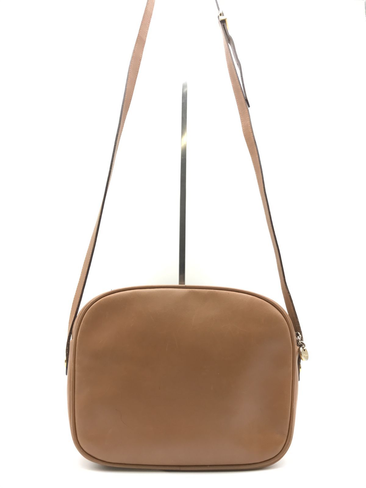 希少 Salvatore Ferragamo フェラガモ ショルダーバッグ ヴァラ