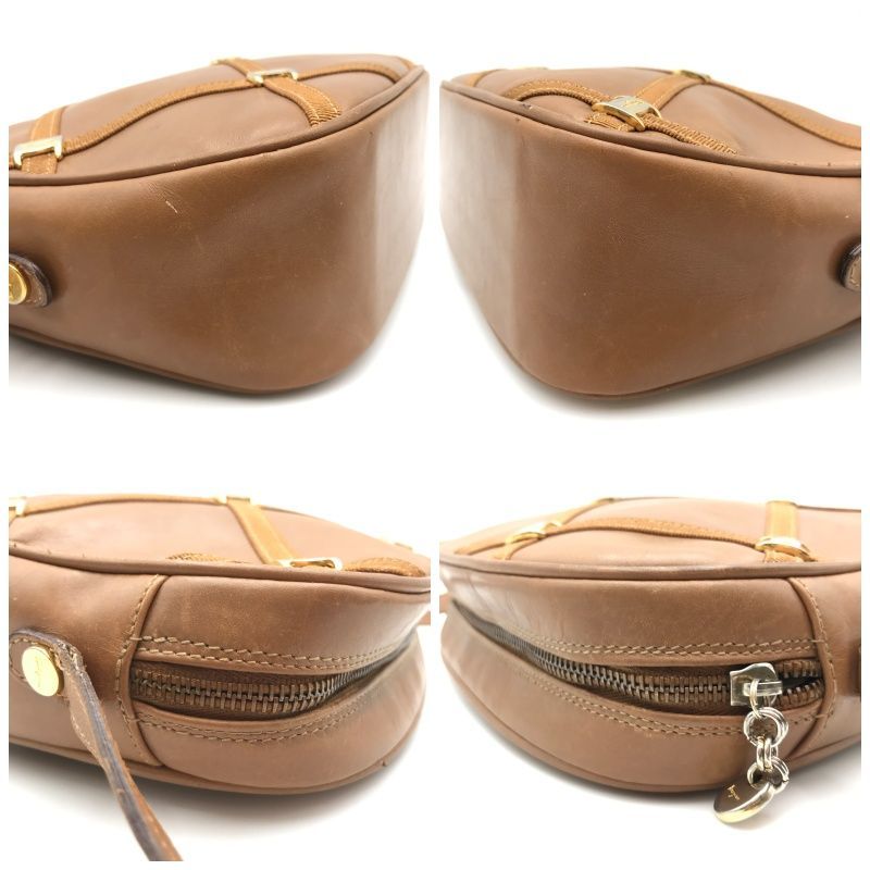 希少 Salvatore Ferragamo フェラガモ ショルダーバッグ ヴァラ