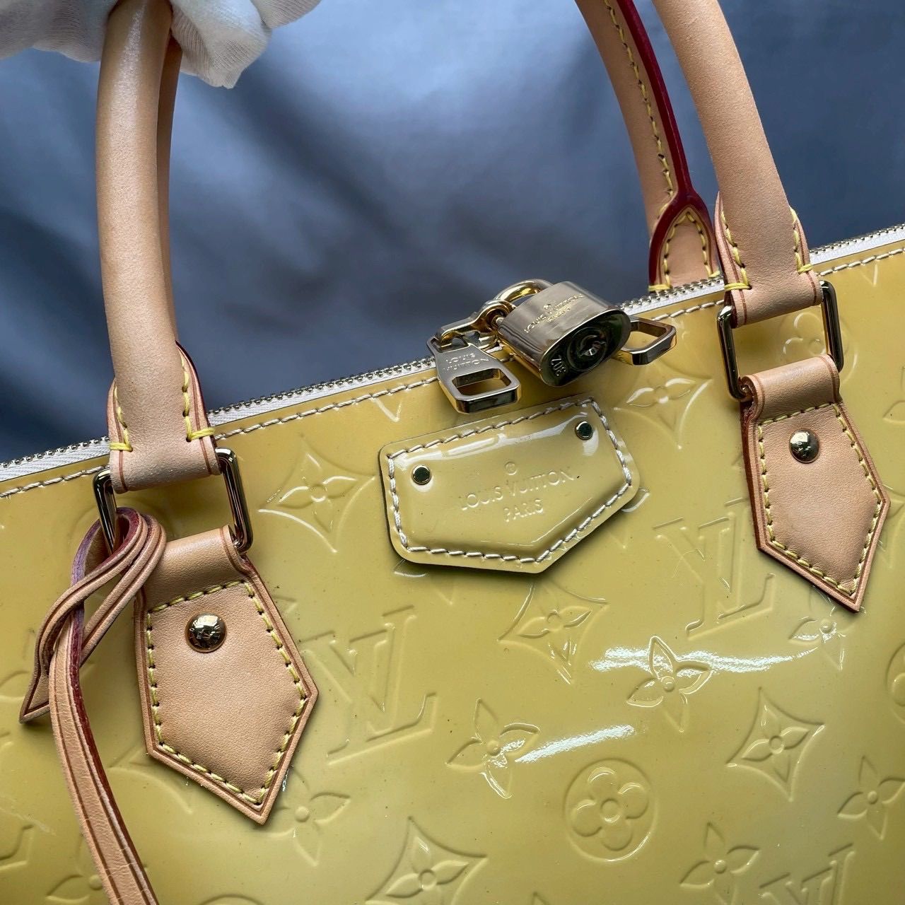 m348 ルイヴィトン LOUIS VUITTON モノグラム ヴェルニ モンテベロPM 