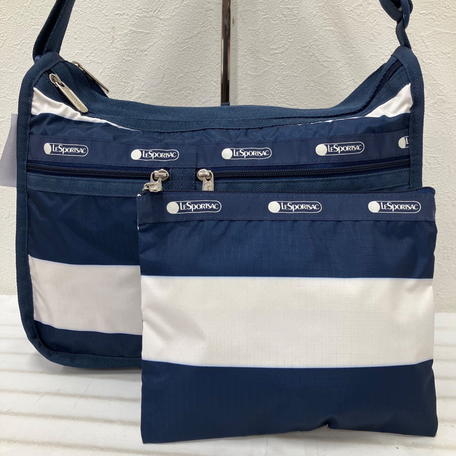 4856【良品】 LeSportsac レスポートサック ショルダーバッグ 斜めがけ 