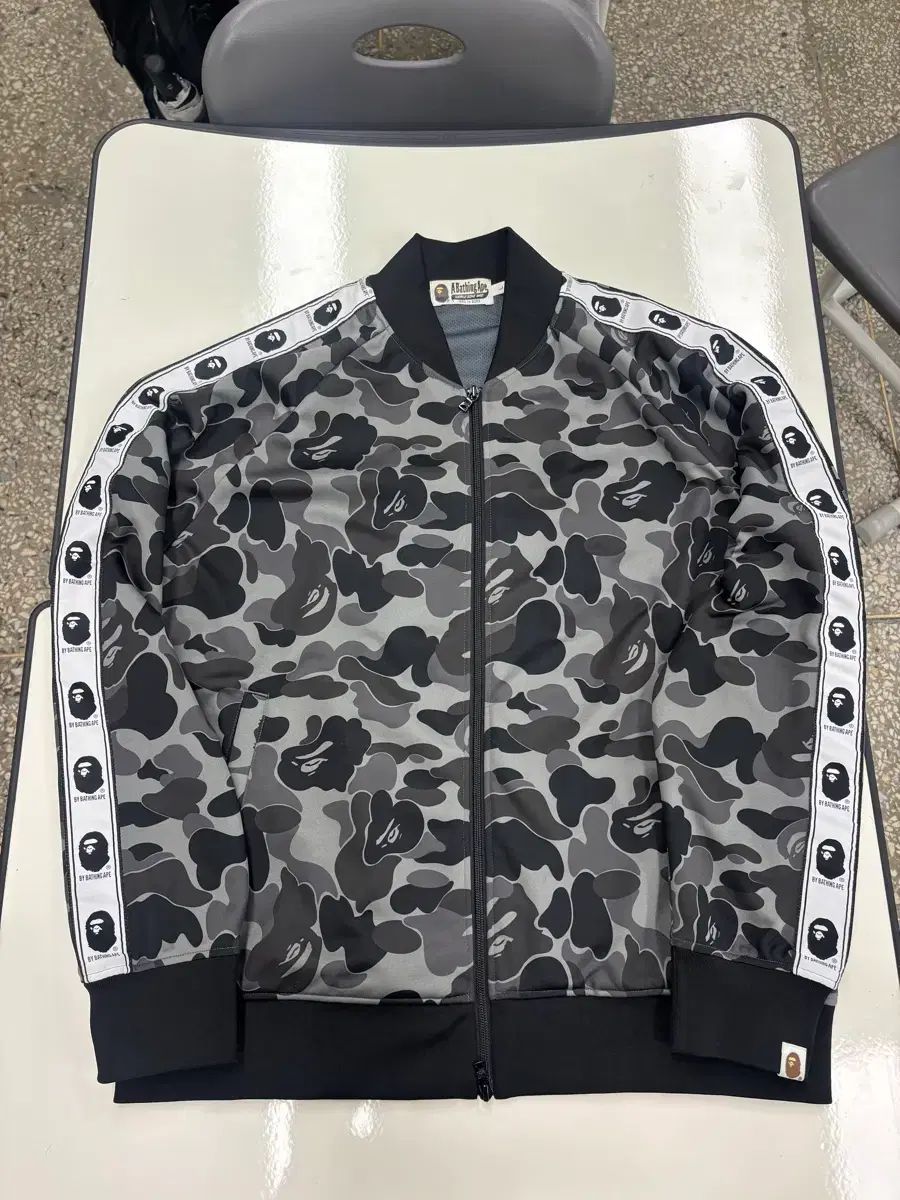 A BATHING APE ABC カモ ジャージ L