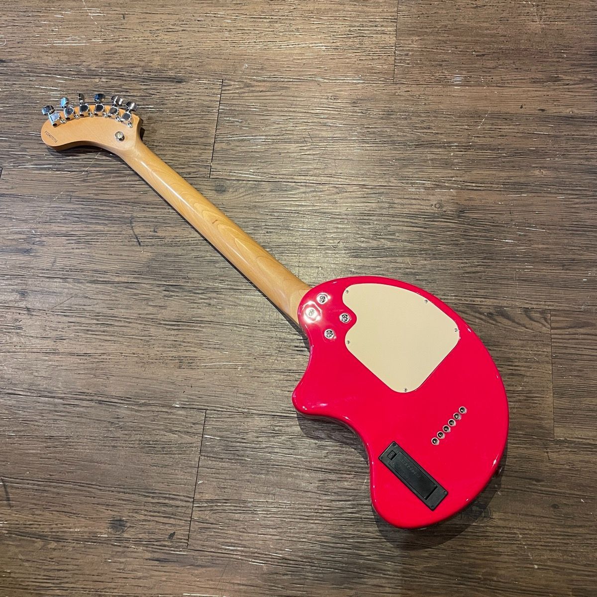 Fernandes ZO-3 Electric Guitar アンプ内蔵 エレキギター