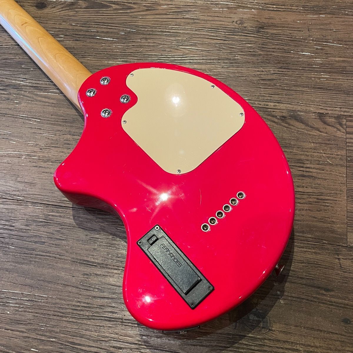 Fernandes ZO-3 Electric Guitar アンプ内蔵 エレキギター
