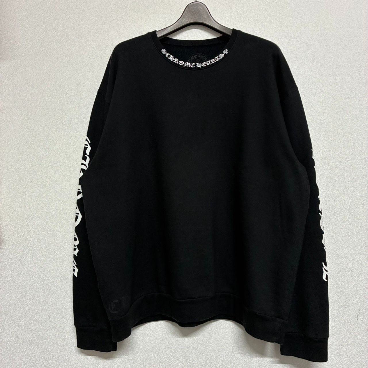 CHROME HEARTS Neck Logo クロムハーツ ネックロゴ 黒 ブラック 長袖 スウェット トレーナー トップス メンズ レディース Lサイズ 美品 2679