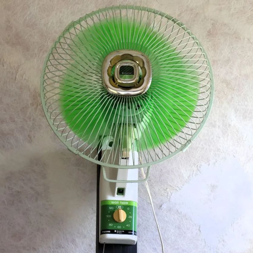 昭和レトロ サンヨー sanyo 扇風機 EF-315 ヴィンテージ家電 三洋電機 壁掛扇風機 EF-D30J 緑羽根 昭和レトロ 古物 古道具 Vintage