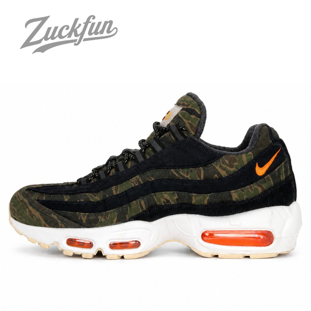美品 NIKE AIR MAX 95 WIP エア マックス 95 カーハート ブラック グリーン 迷彩 黒 メンズ ナイキ スニーカー 27 cm U05598