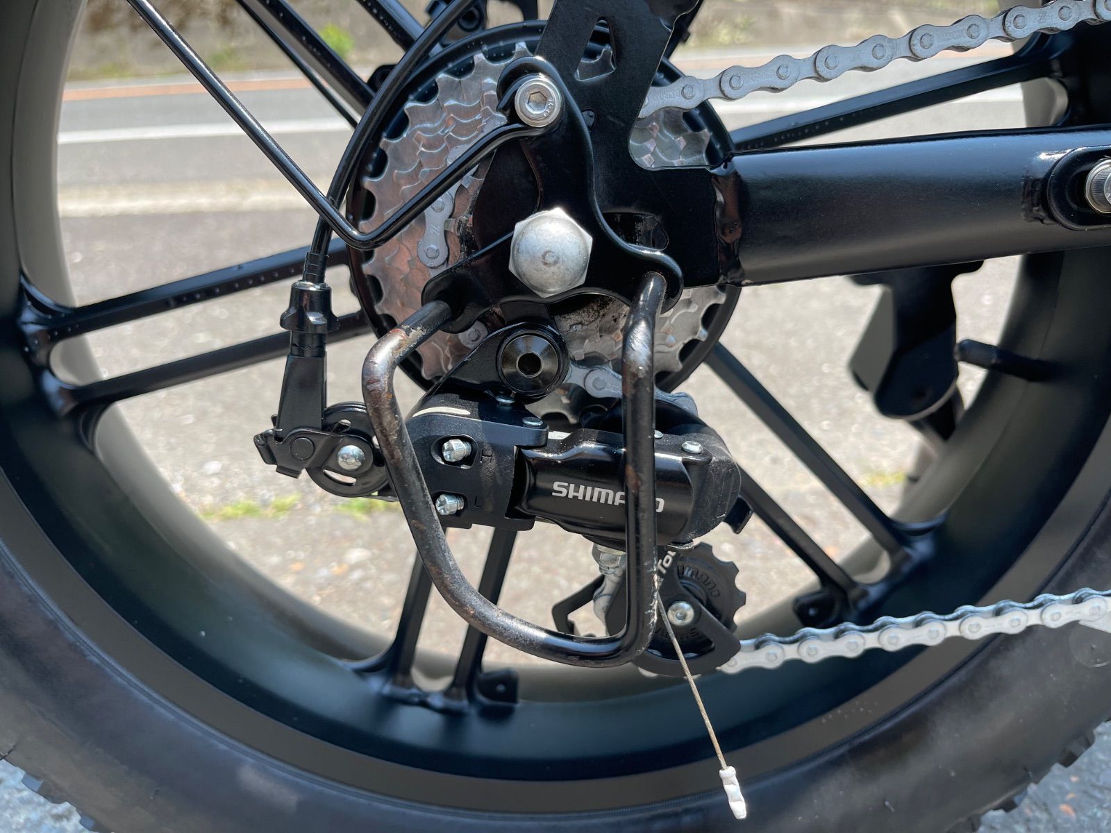 【動作確認済】送料無料ディスク式MTB電動自転車 ダブルバッテリー電子5速 7速 0408【動作確認済】送料無料 V8 ディスク式 MTB スマートキー起動 電動