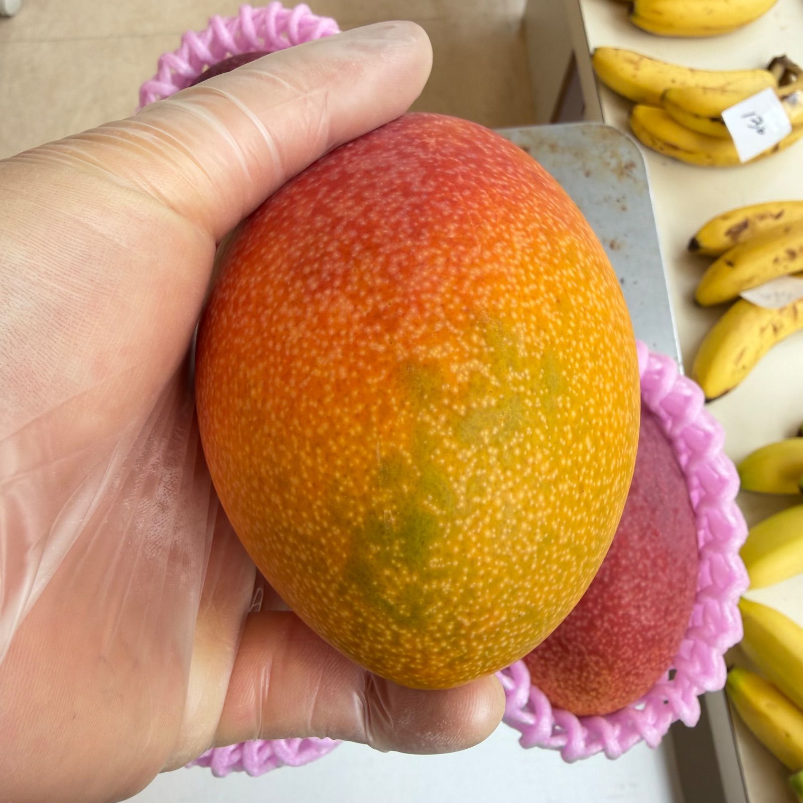 3Lサイズ・4玉】鹿児島県産完熟マンゴー 1.8kg 送料無料 - メルカリ