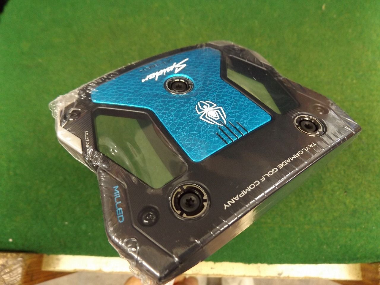 6135 SPIDER ZT MAX LONG 46インチ カバー有 新品 テーラーメイド 