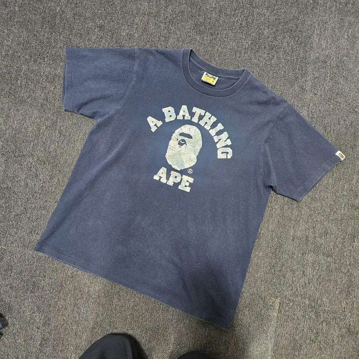 A BATHING APE アベイシングエイプ 半袖Tシャツ ネイビー M