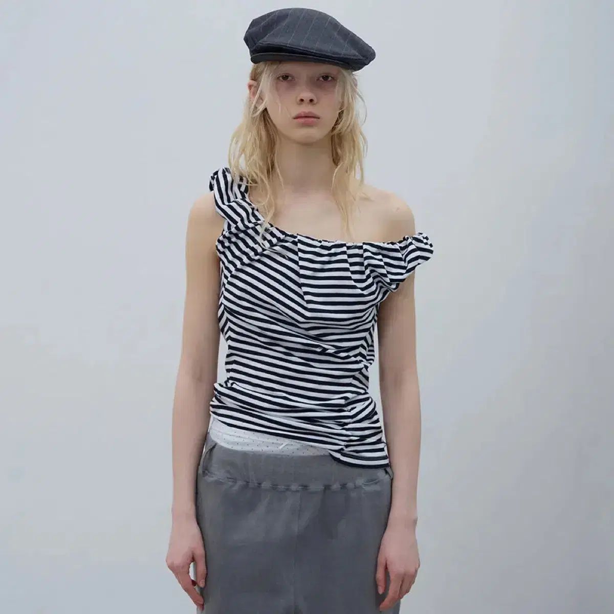 エルシーディーシー Tシャツ TM STRIPE OFF SHOULDER TOP (BLAK)