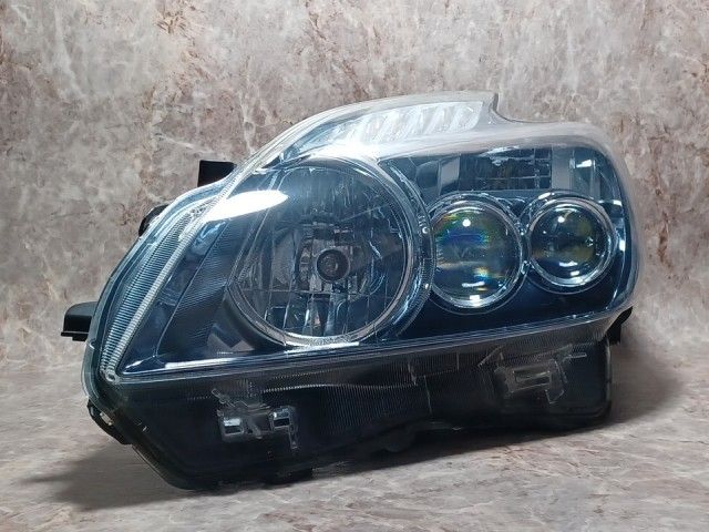車 コーティング済 プリウス ZVW30 左ヘッドランプ・ヘッドライト S