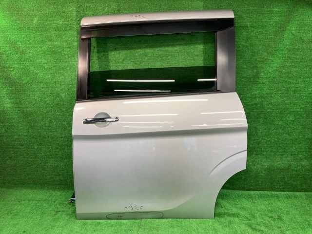 セレナ GNC27 左リアドア B 4WD 8人 アサヒ M2L3 H210A-5TAMA K23