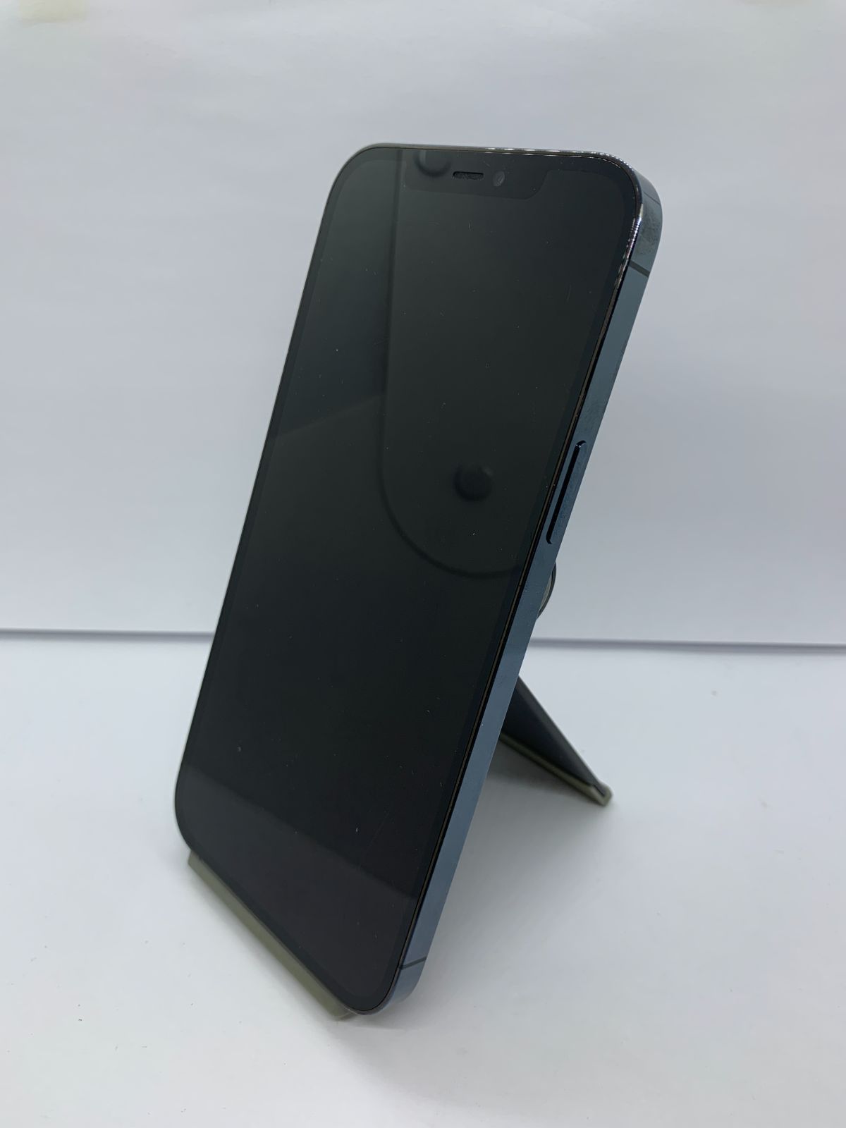 中古・画面キズ有】iPhone 12 Pro Max 256GB パシフィックブルー SIM