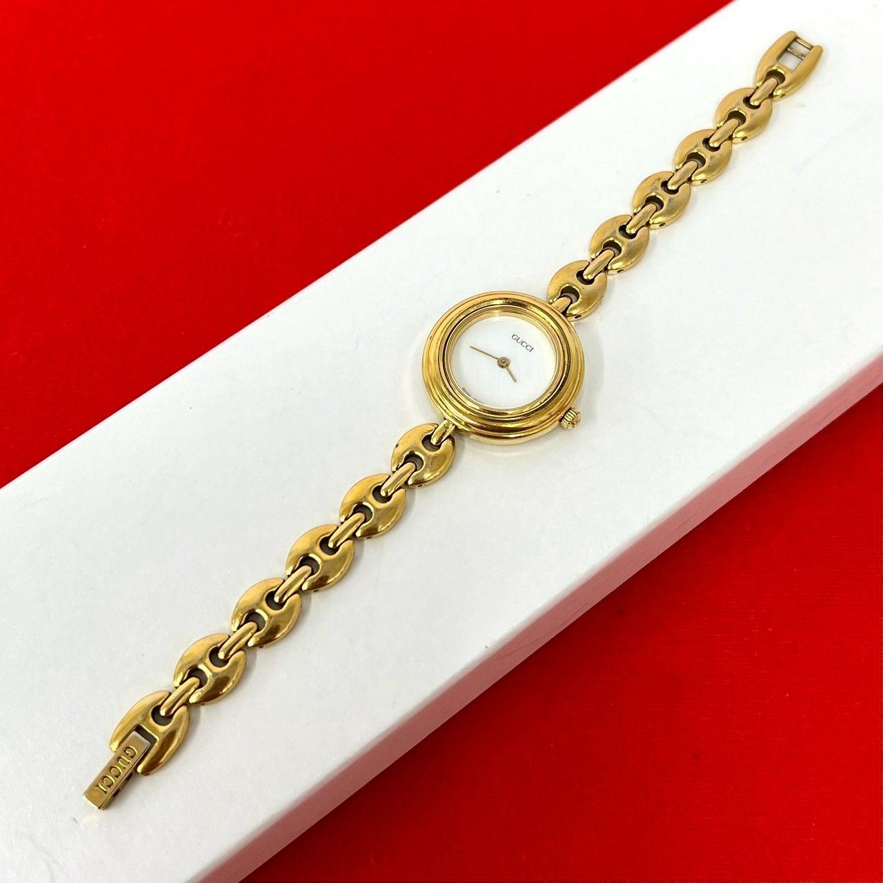 K*u様 GUCCIグッチ　腕時計　極美品　実働品 稼働品 極 美品 希少品 GUCCI グッチ ヴィンテージ ロゴ 刻印 チェーン
