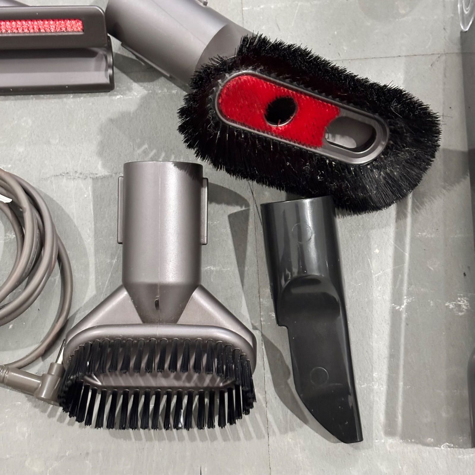 動作確認済み】Dyson ダイソン SV12 コードレスクリーナー 付属品多数