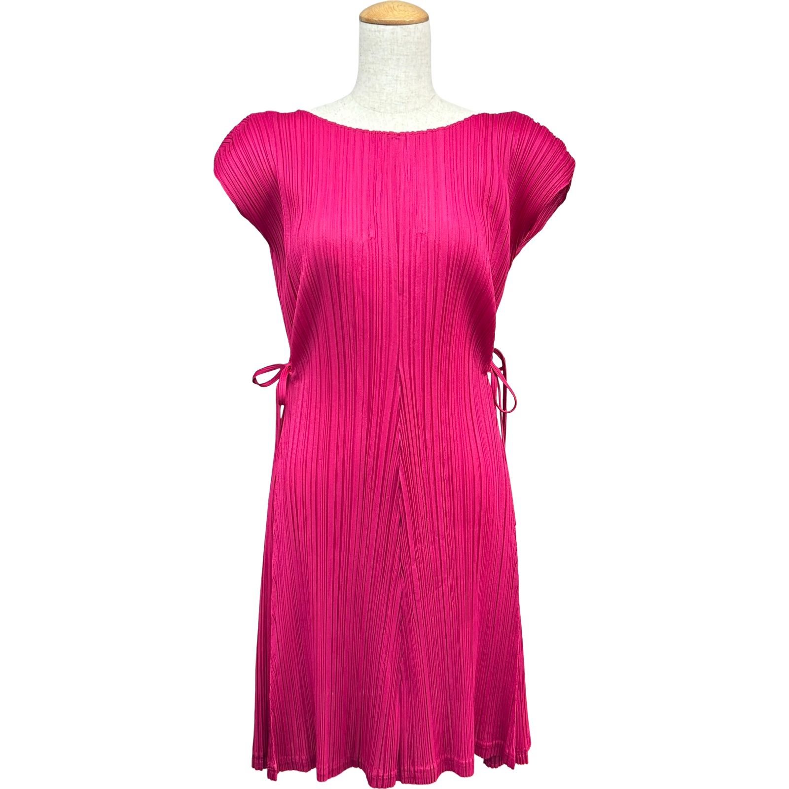 プリーツプリーズ PLEATS PLEASE ISSEY プリーツノースリーブワンピース PP53-JH745 ピンク ポリエステル レディース ワンピース