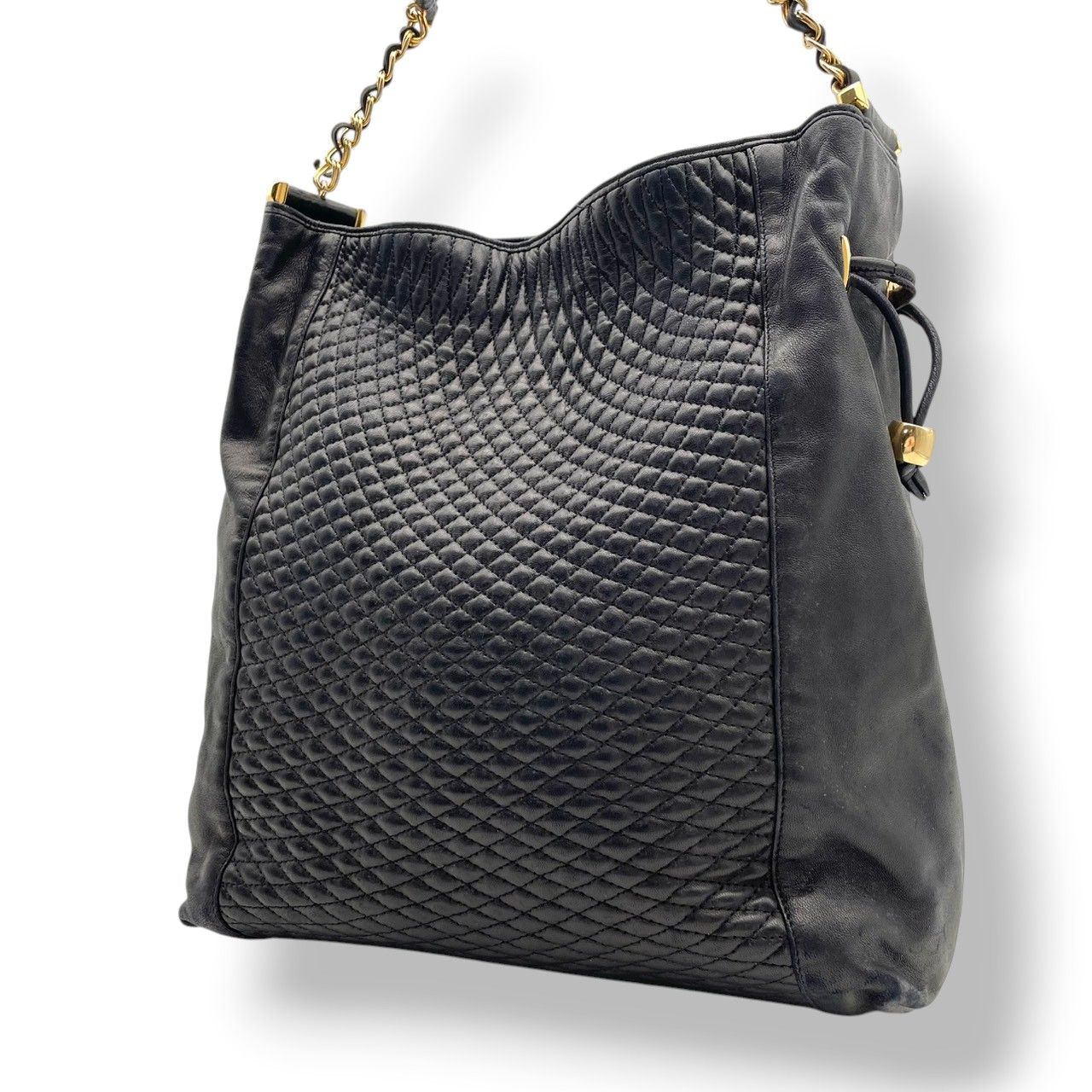 【良品】バリー BALLY ショルダーバッグ メッセンジャーバッグ レザー 本革 ブラック 黒 フラップ 斜め掛け クロスボディ 通勤 通学 デイリー メンズ レディース ユニセックス 定番 人気 鞄 カバン S93