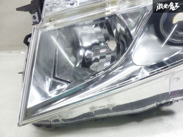 ストア出品】日産純正 E52 TE52 PE52 PNE52 エルグランド 前期 HID