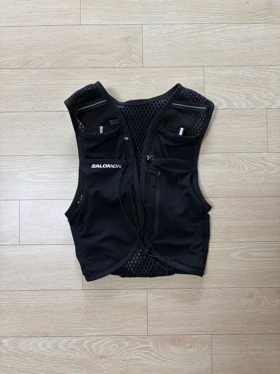 SALOMON ランニングベスト アクティブ スキン 8