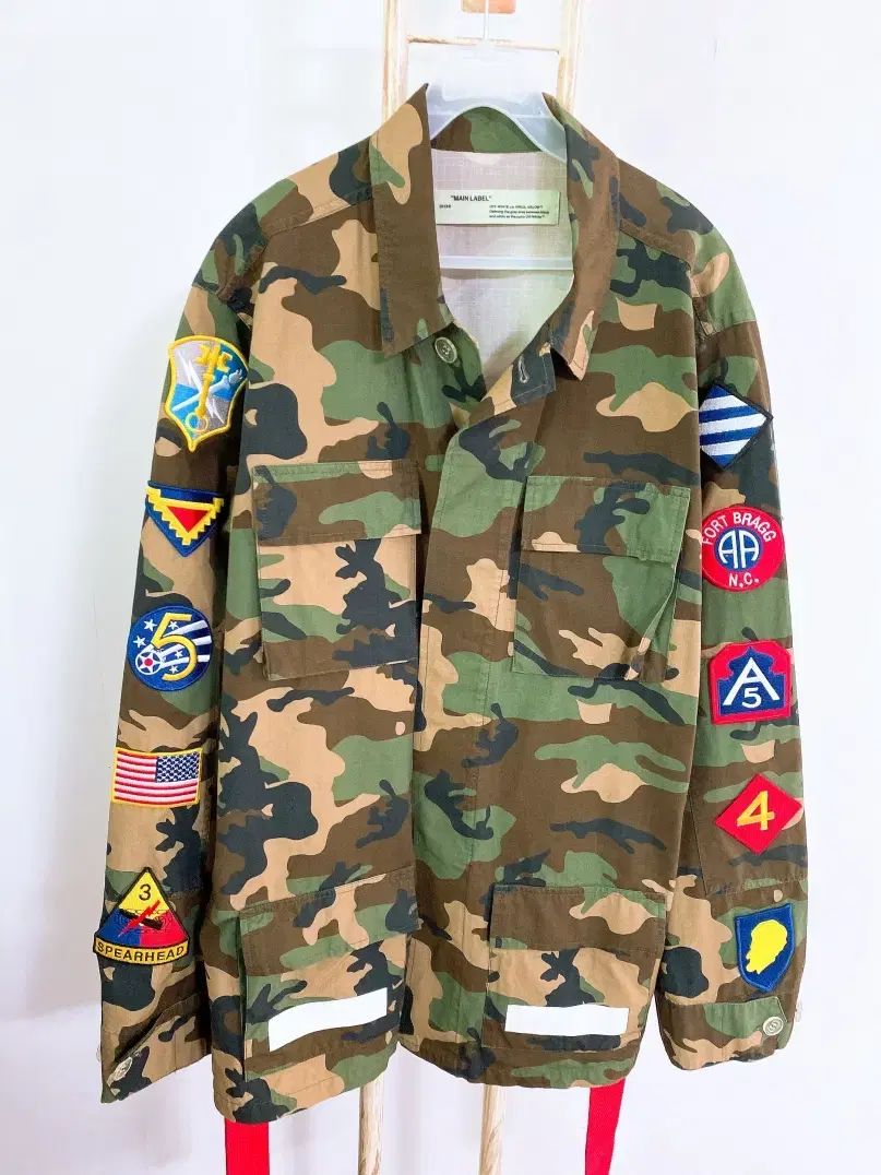 モンヴィンテージ (XL 推奨) (百貨店購入) オフホワイト メンズ ミリタリー カモフラージュ パッチ シャツジャケット