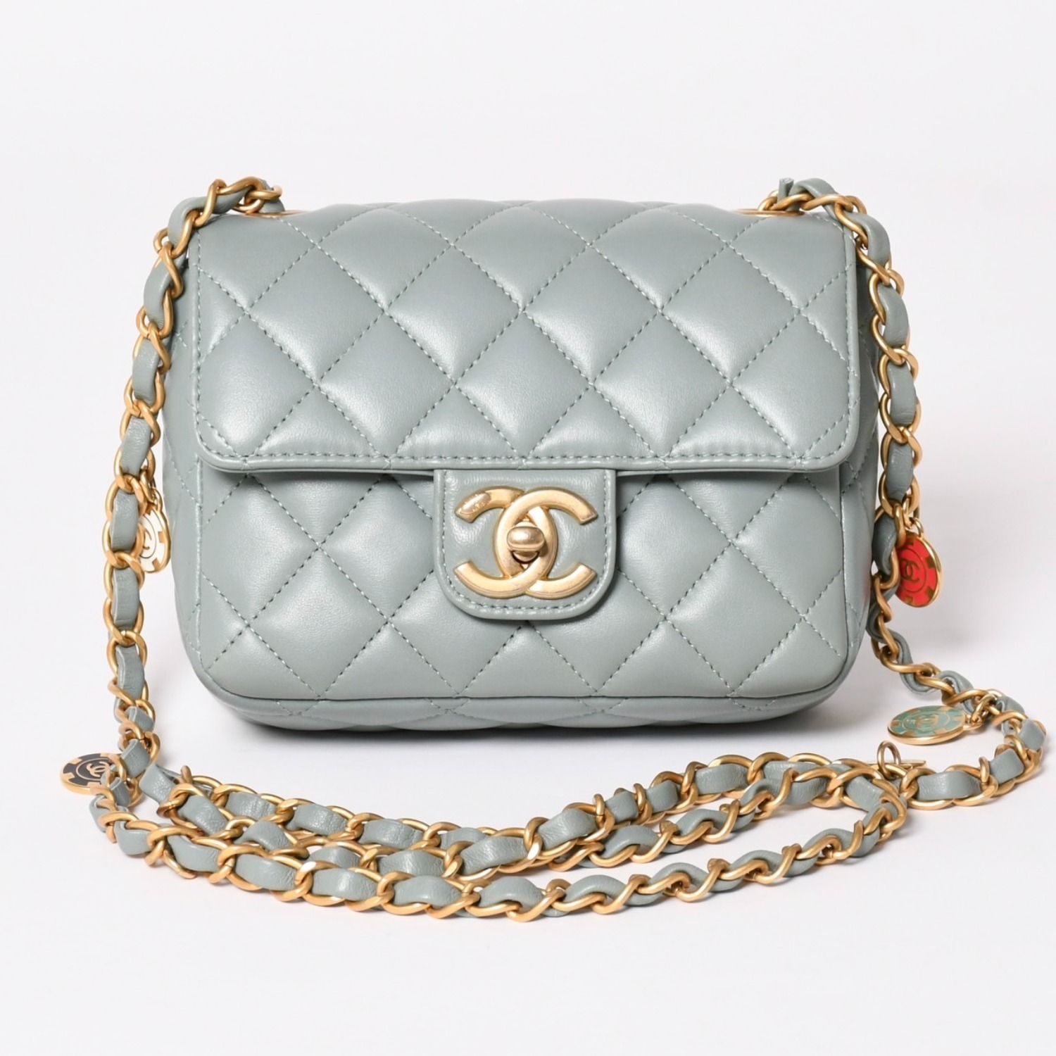 新品同様 CHANEL シャネル ミニマトラッセ16 Sフラップ Sチェーンショルダーバッグ AS3738 ランダム番台 ココマーク ラムスキン 中古 4a003742